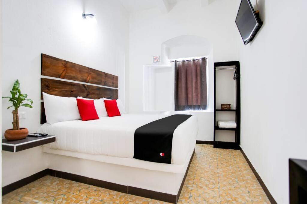 Hotel Posada Maria Isabel Атлиско Екстериор снимка